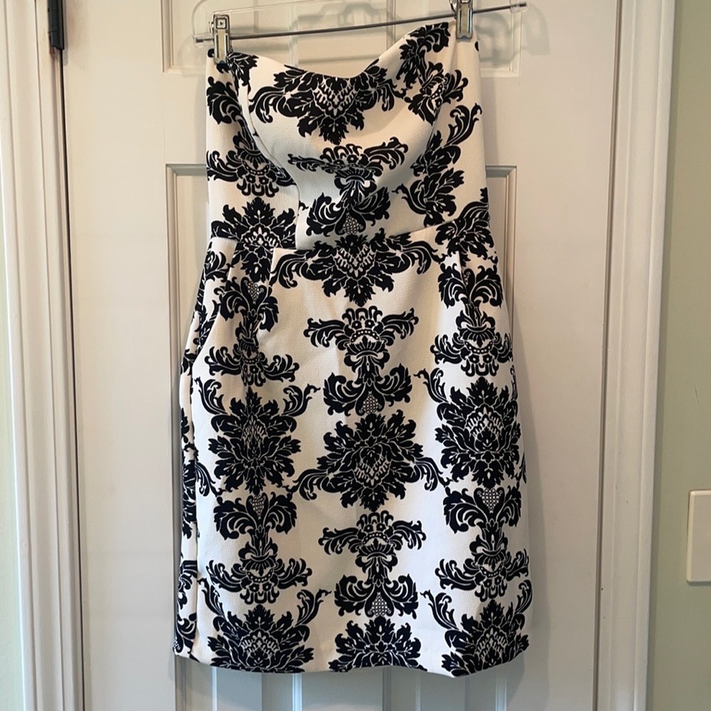 NWT Black and White Pattern Dress